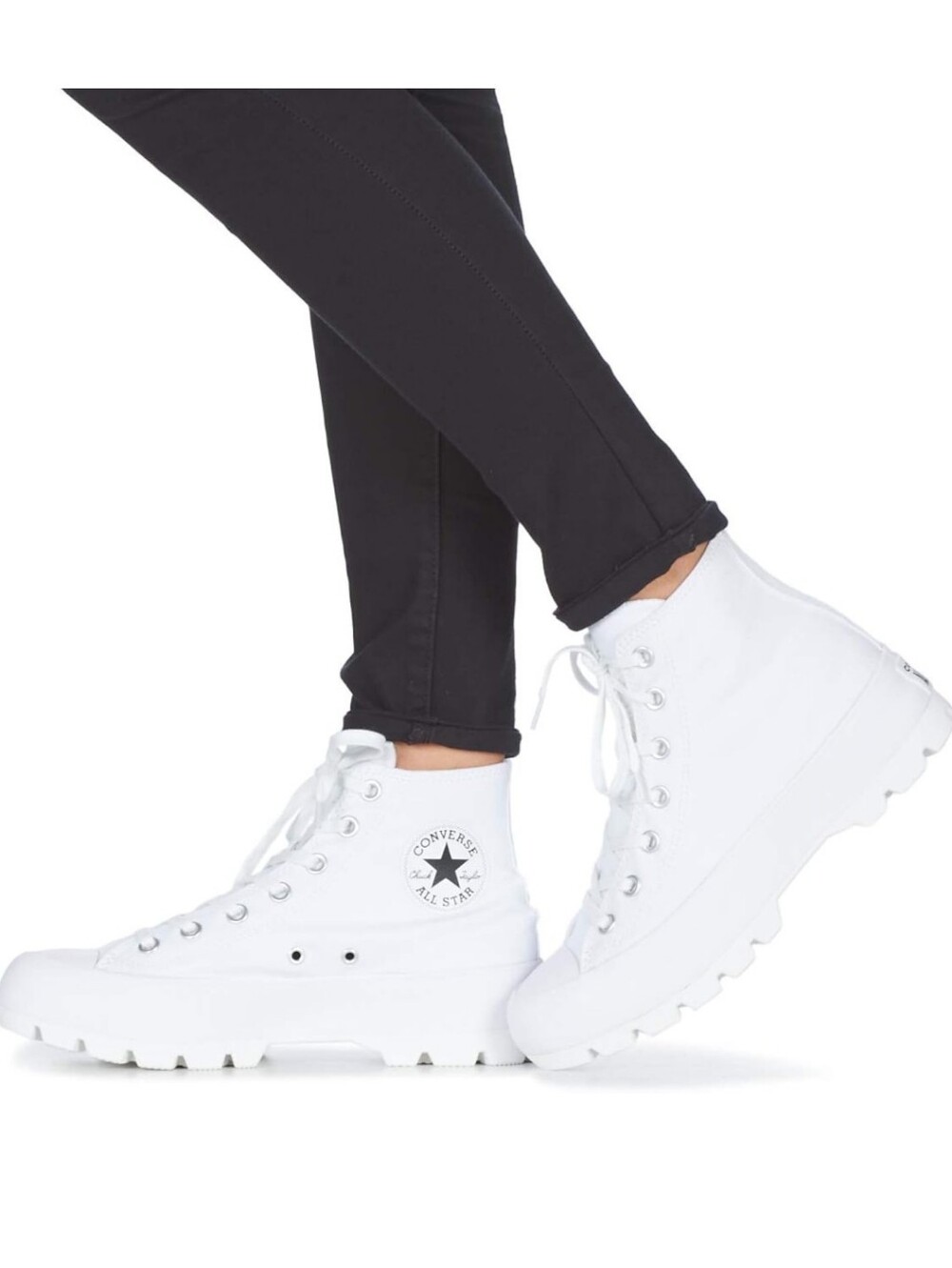 NWOT CONVERSE Womens Chuck Taylor All Star High Lugged - white